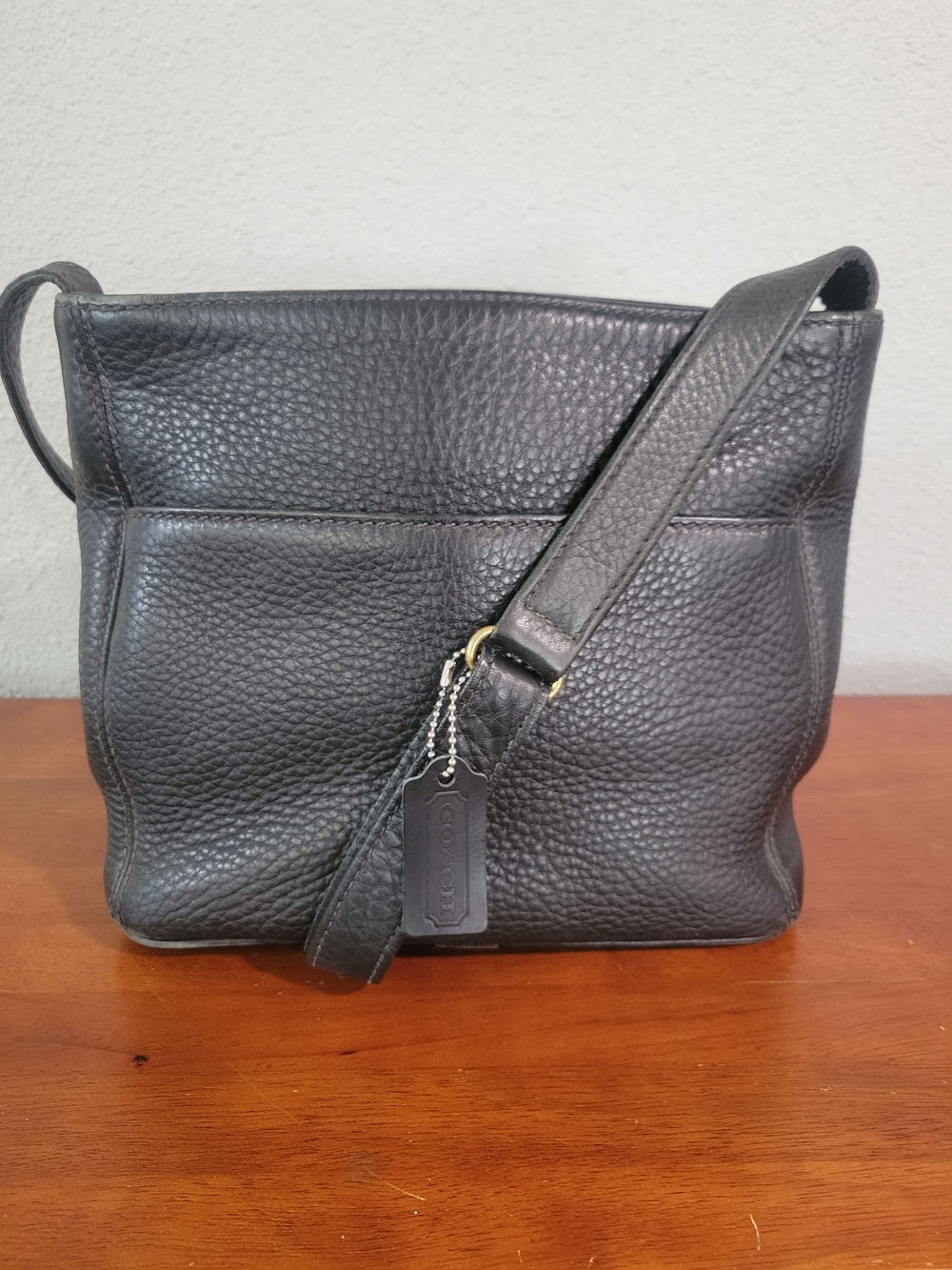 Vintage Coach Pocket Zip Natural Grain